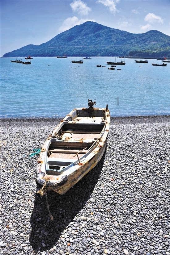 逃出白海豹洞